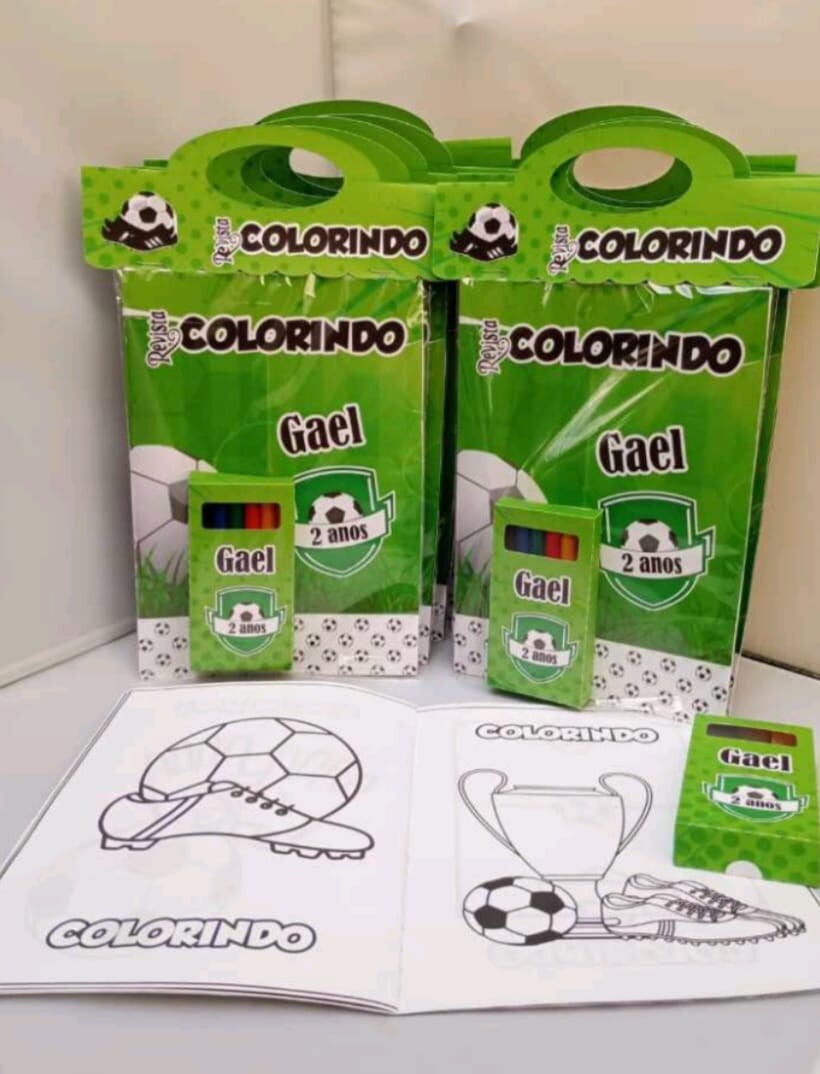 Lembrancinha Revistinha de Colorir Customizada.