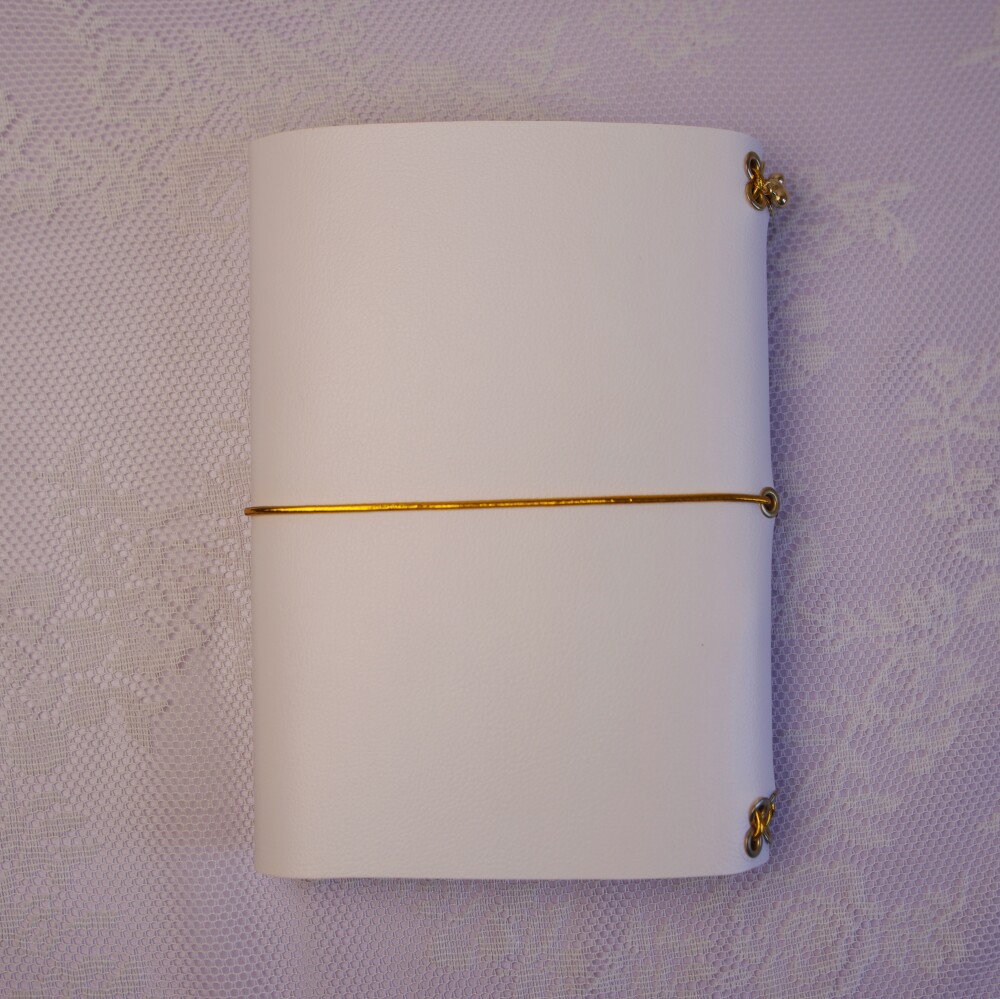 Journal Branco e Dourado