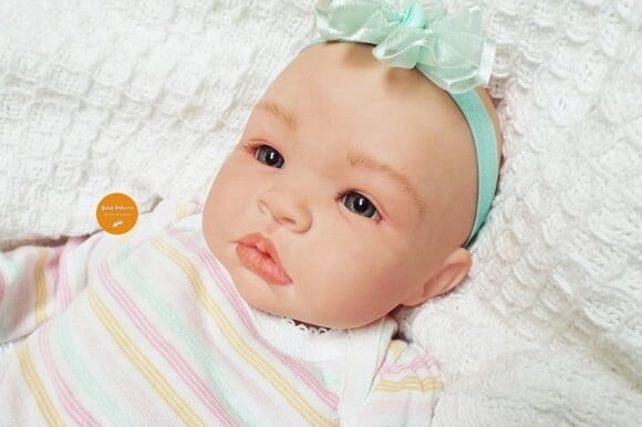 Bebê Reborn Menina Bebê Barato Realista Recém Nascida