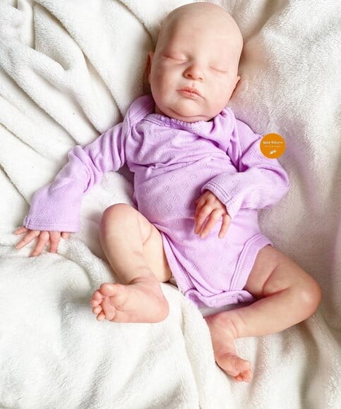 Bebê Reborn Menina Bebê Quase Real com Enxoval e Chupeta