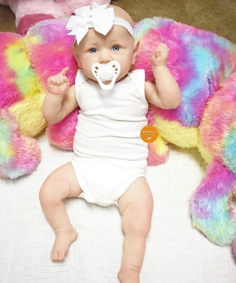 Bebê Reborn Menina com Chupeta Muito Linda Parece de Verdade