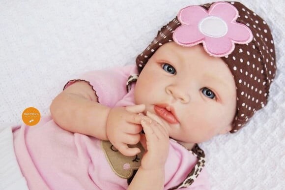 Bebê Reborn Menina Linda com Olhos Azuis Recém Nascida