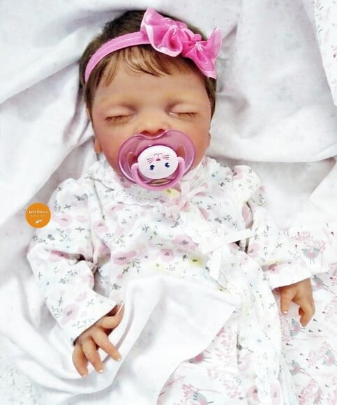 Bebê Reborn Menina Linda e Realista Toda em Silicone Sólido
