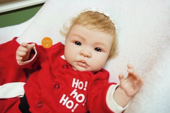 Bebê Reborn Menina Loirinha Linda e Realista com Enxoval