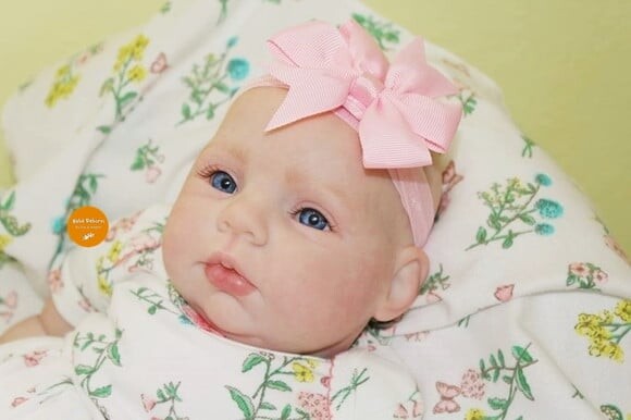Bebê Reborn Menina Olha Que Amor Parece de Verdade Promoção