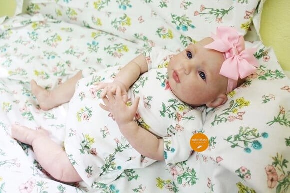 Bebê Reborn Menina Olha Que Amor Parece de Verdade Promoção