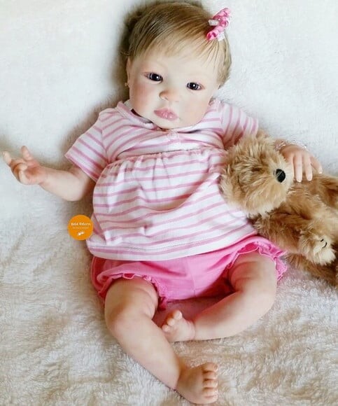 Bebê Reborn Menina Parece de Verdade Membros Siliconado