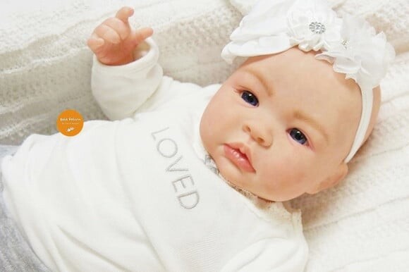 Bebê Reborn Menina Realista Barato Lindo Enxoval Promoção
