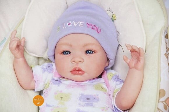 Bebê Reborn Menina Realista Bebê Barato com Olhos Azuis