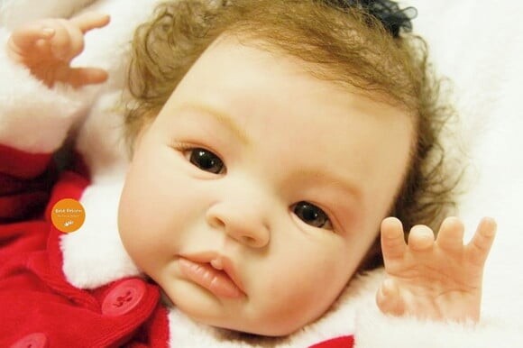 Bebê Reborn Menina Realista Um Verdadeiro Presente Promoção