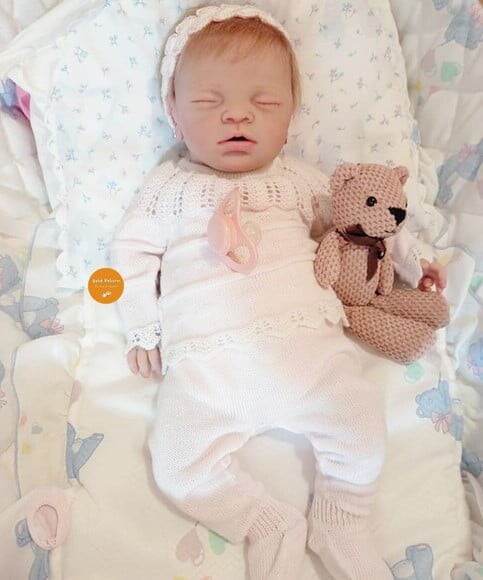 Bebê Reborn Menina Super Realista Toda em Silicone Sólido