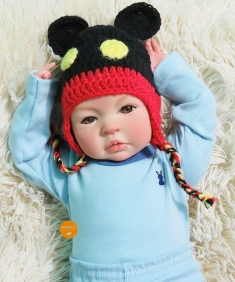 Bebê Reborn Menino Realista Muito Fofo com Enxoval e Chupeta