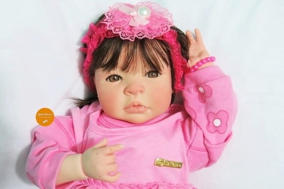 Boneca Bebê Reborn Menina Linda Recém Nascida com Enxoval