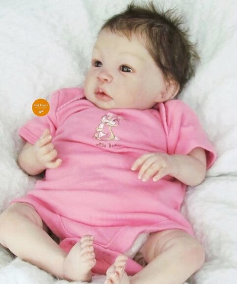 Boneca Bebê Reborn Menina Super Realista Parece Verdade