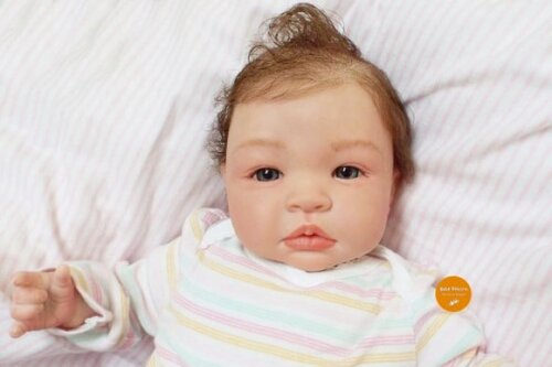 Bebê Reborn Menina Bebê Realista Lindíssima com Enxoval
