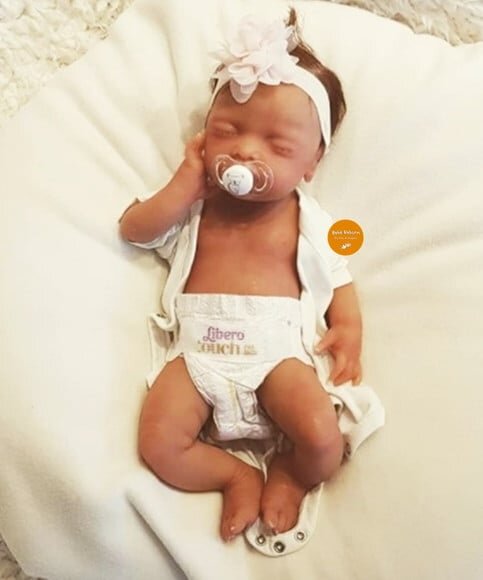Bebê Reborn Menina Detalhes Reais Toda em Silicone Sólido