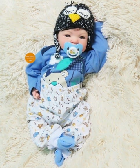 Bebê Reborn Menino Bebê Realista com Enxoval e Chupeta