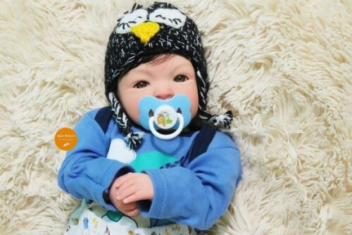 Bebê Reborn Menino Bebê Realista com Enxoval e Chupeta