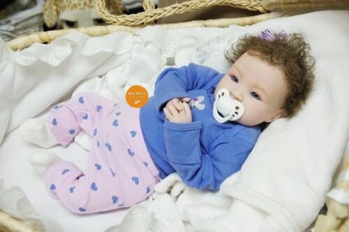 Bebê Reborn Menino Detalhes Reais de Um Bebê de Verdade
