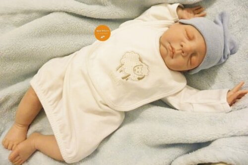 Bebê Reborn Menino Muito Fofo e Realista Acompanha Chupeta