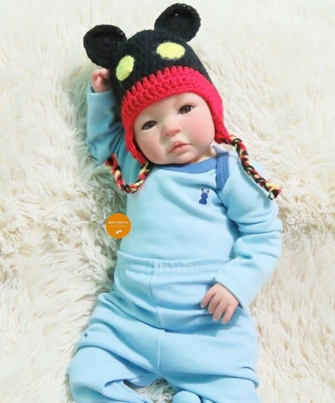 Bebê Reborn Menino Realista Muito Fofo com Enxoval e Chupeta