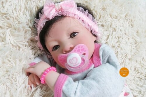 Boneca Bebê Reborn Menina Bebê Realista com Chupeta Promoção