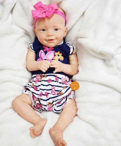 Boneca Bebê Reborn Menina Encantadora Parece de Verdade