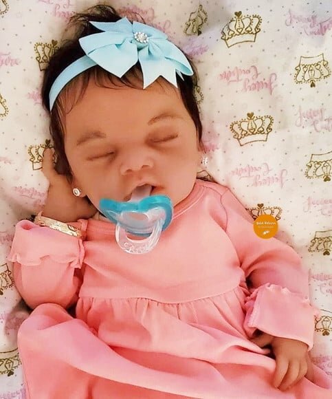 Boneca Bebê Reborn Menina Linda Toda em Silicone Sólido