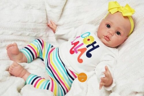 Boneca Bebê Reborn Menina Princesa Linda Parece de Verdade