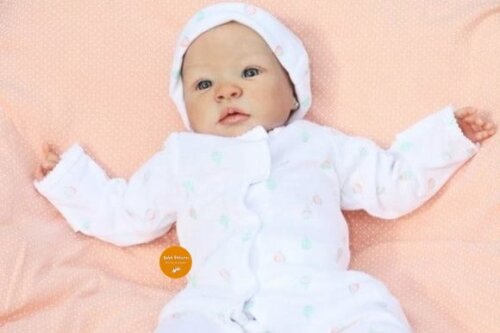 Boneca Bebê Reborn Menina Realista Linda com Olhos Azuis