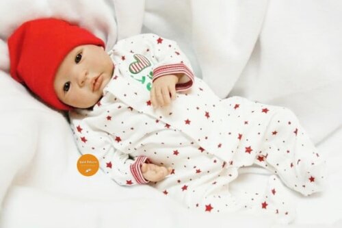 Boneca Bebê Reborn Menino Realista Bebê Recém Nascido