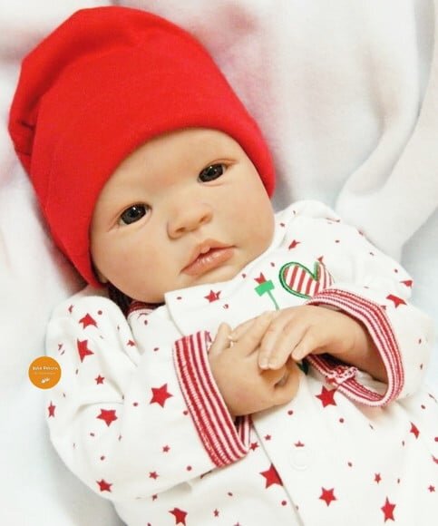 Boneca Bebê Reborn Menino Realista Bebê Recém Nascido