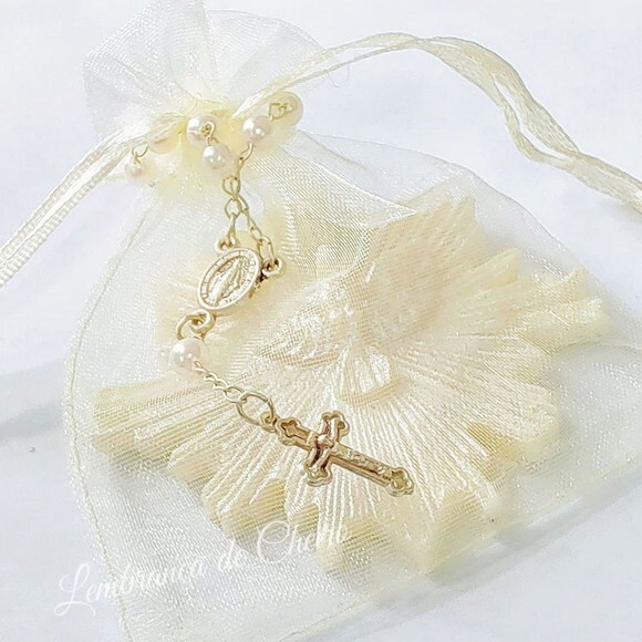 Sabonete Espirito Santo com Mini Terço
