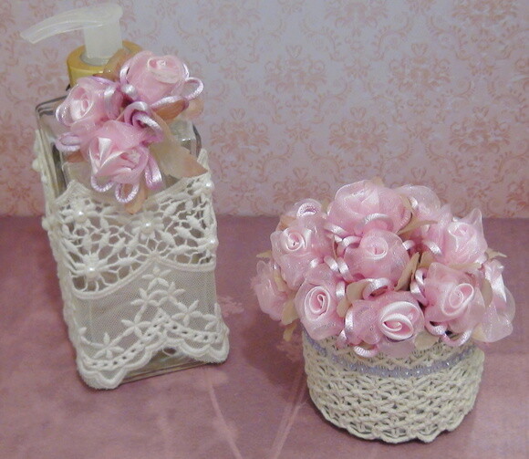 2 Buques de Flor em Cetim e Organza - Rosa