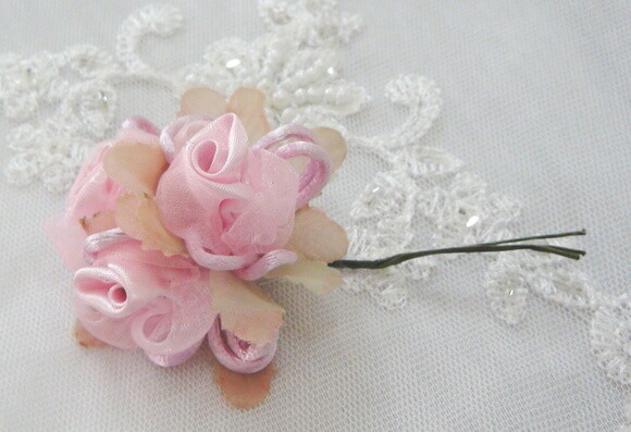 2 Buques de Flor em Cetim e Organza - Rosa
