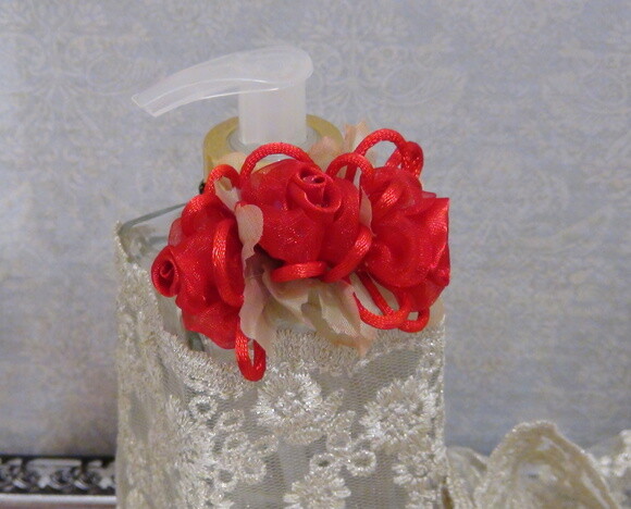 2 Buques Flor em Cetim e Organza Red