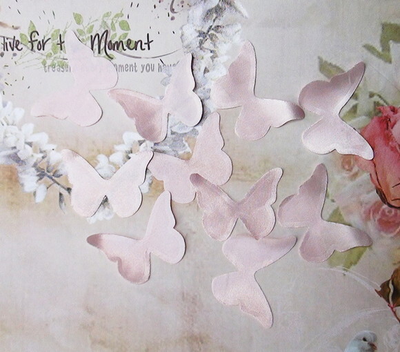 Borboletas em Cetim - Rosa - 25 un - 4,5x3,5cm