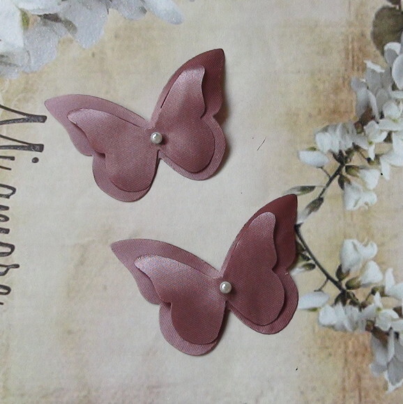 Borboletas em Dupla Camada - 10 un - 6,0 x 5,0 cm