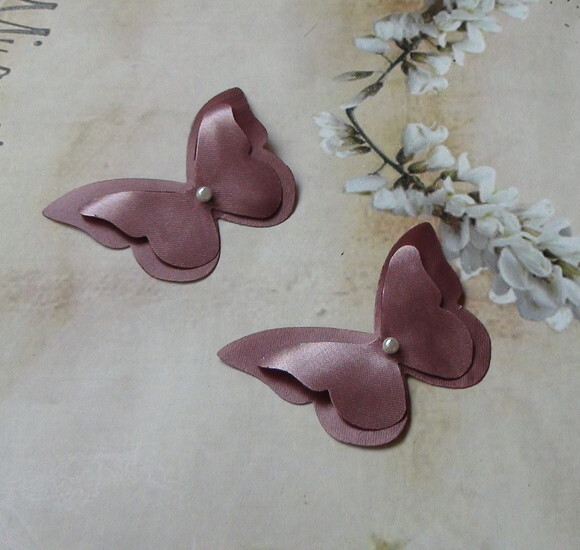 Borboletas em Dupla Camada - 10 un - 6,0 x 5,0 cm