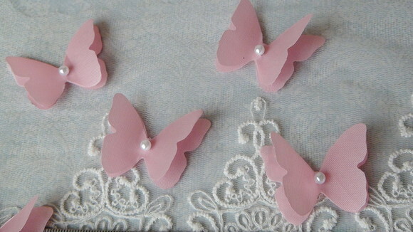 Borboletas em Dupla Camada - 15 un - 4,0 x 3,5cm