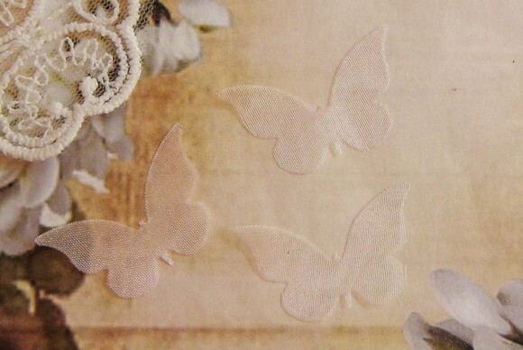 Borboletas em Organza Rosa - 3,5 x 2,5 cm - 25 un