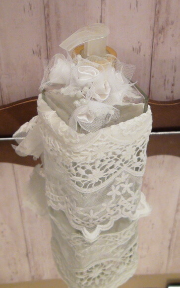 Buque em Cetim - Pacote com 18 Flores