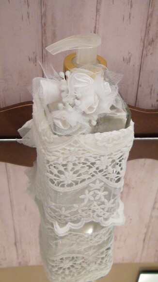 Buque em Cetim - Pacote com 18 Flores