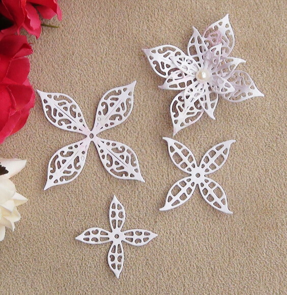 Faca de Corte para Scrapbooking - Flor Vazada.