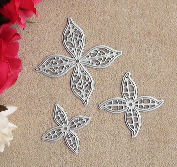 Faca de Corte para Scrapbooking - Flor Vazada.