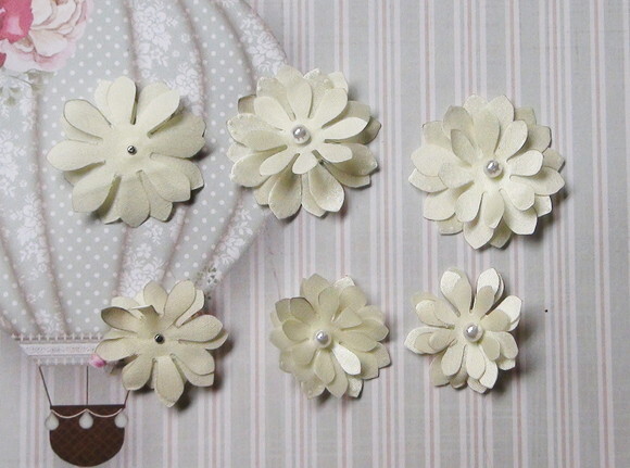 Flor em 3d - Amarelas - 06 un