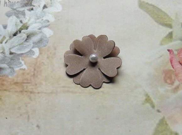 Flor em Cetim 3d - Marrom - 10 un