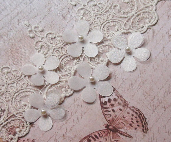 Flor em Cetim e Organza - 10 un