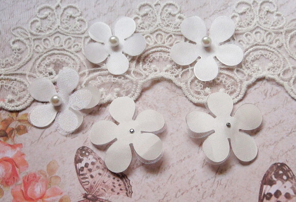 Flor em Cetim e Organza - 10 un