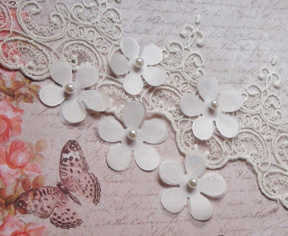 Flor em Cetim e Organza - 10 un